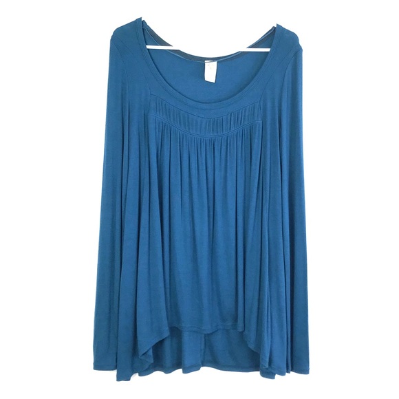 Free People Tops - 2/$34 EUC Free People Love Valley HighLow Top Teal